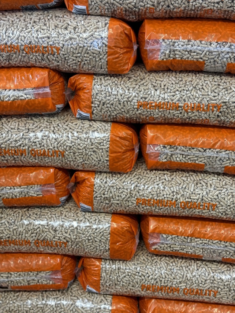 Sac pellet orange 15kg (5,49€)